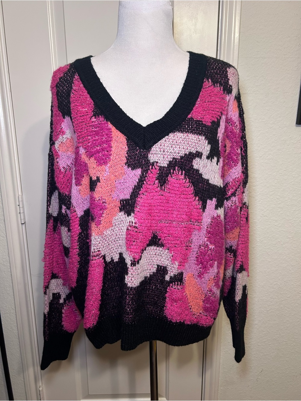 Tribal Jeans V-Neck Pink Patterned Knit Sweater with Black Trim